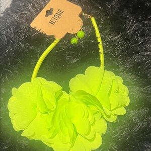 Unique necklace/earring set